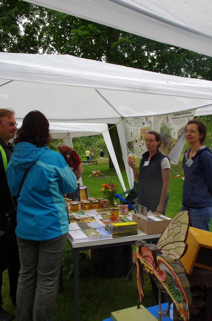 Noch mehr Honig und Informationen des DIB bei Carola &amp; Katarina