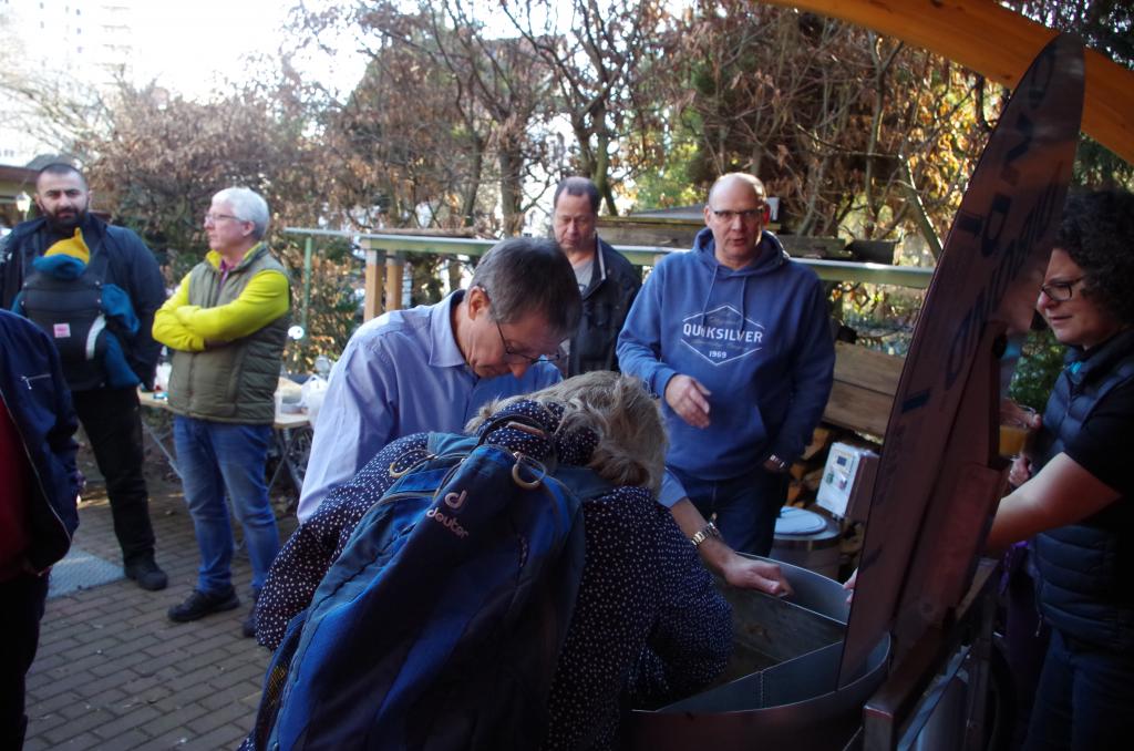 Das Putzen ist einfach - Abkratzen des Korbes genügt!